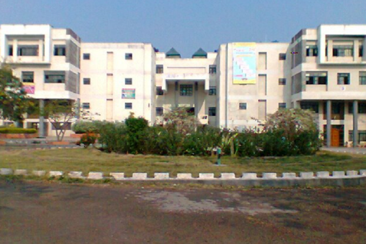 https://cache.careers360.mobi/media/colleges/social-media/media-gallery/17849/2021/1/8/Campus View of Anuradha Polytechnic Chikhli_Campus-View.png